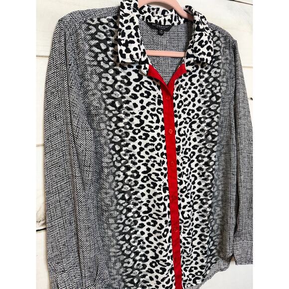 Liverpool Los Angeles Size MED Button Down White Black Red Print - Picture 7 of 7